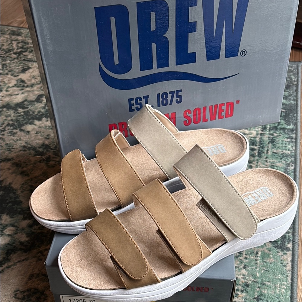 Sawyer by Drew Women's 3-Strap adjustable VEGAN Sandals Wide width. NEW